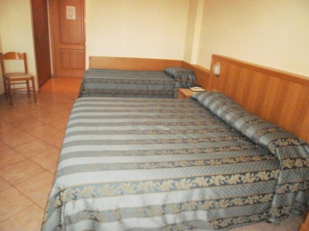 Hotel Manzoni Perugia Room photo