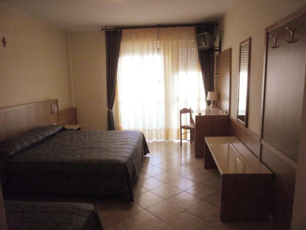 Hotel Manzoni Perugia Room photo